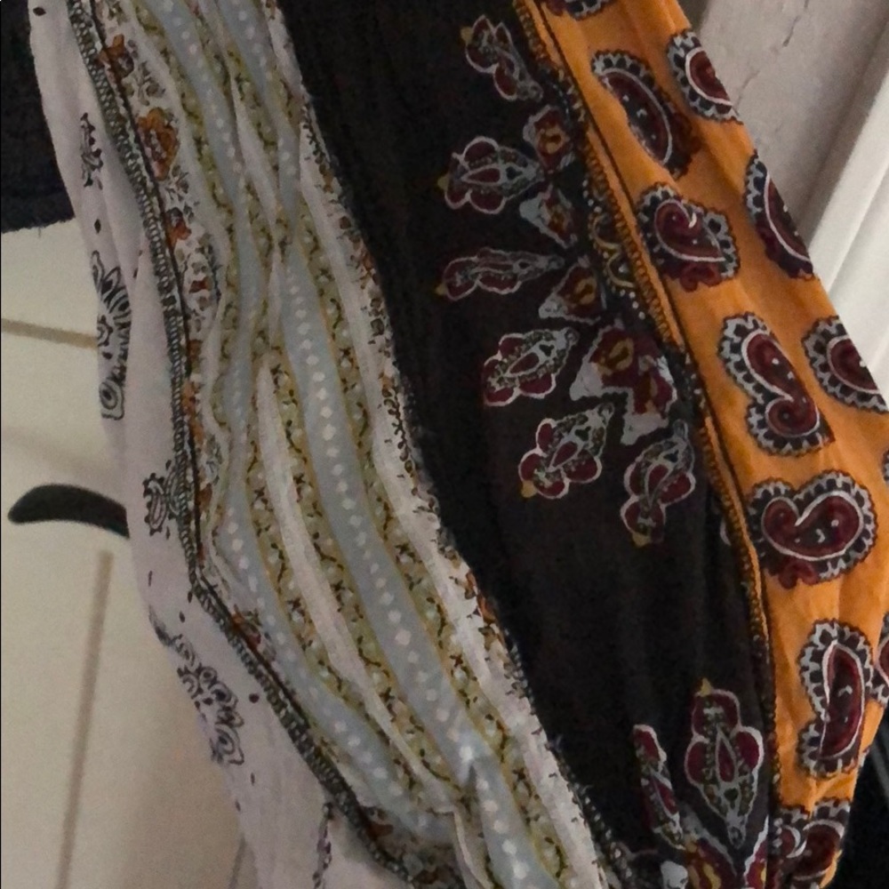 Free People Sweater - Picture 5 of 6